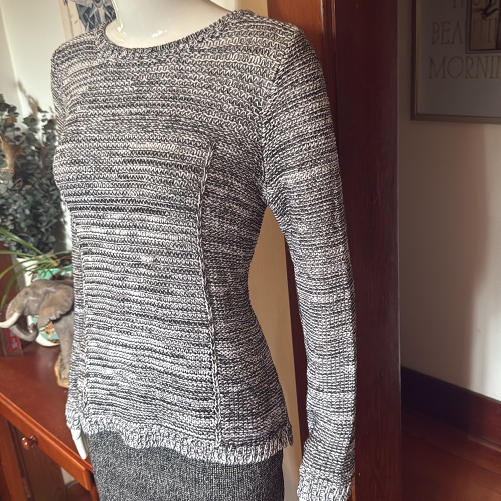 NWT northern reflections size small Women's Gray Sweater